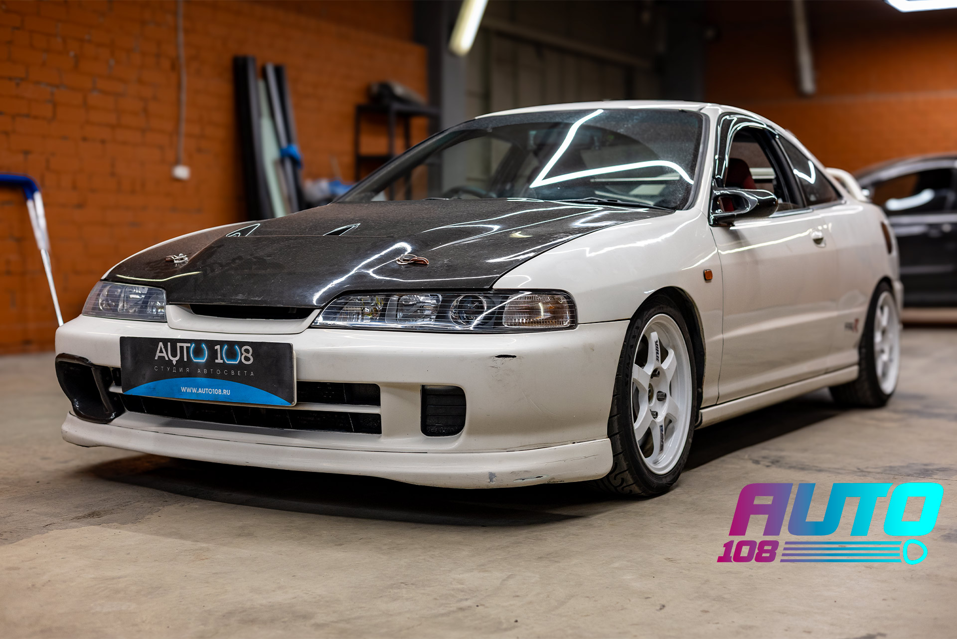 Honda Integra Type R после переделки света и полировки стёкол фар