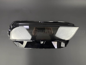 Стекло фары BMW X7 G07 (2022-н.в.) рестайлинг основной (нижней) (правое) по выгодной цене