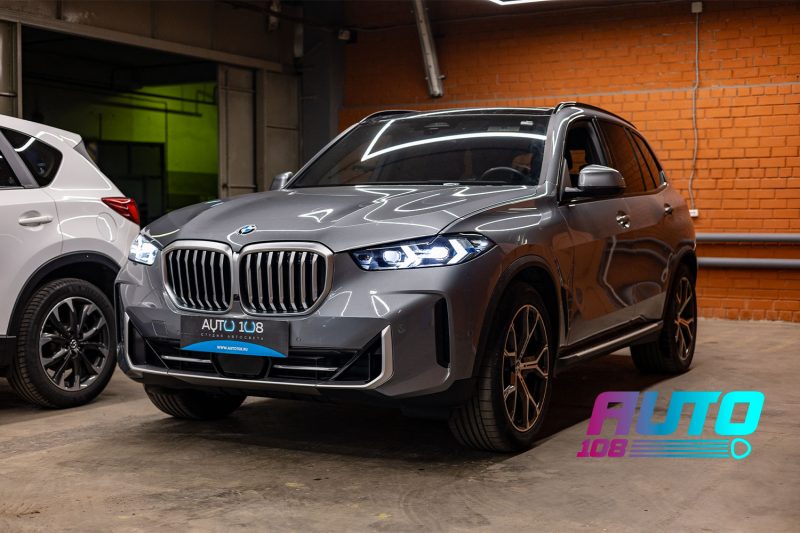 BMW X5 G05 из США после переделки оптики в студии «Авто-108»