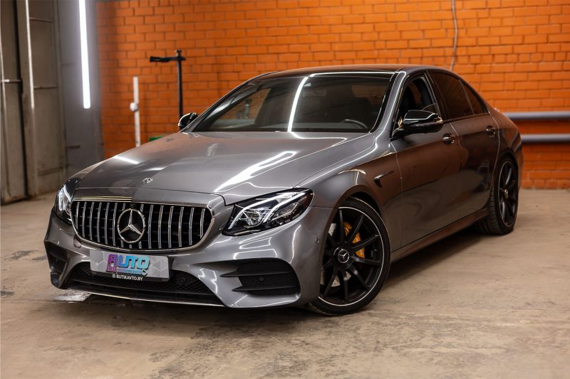 Mercedes W213 после восстановления фар — выдача клиенту