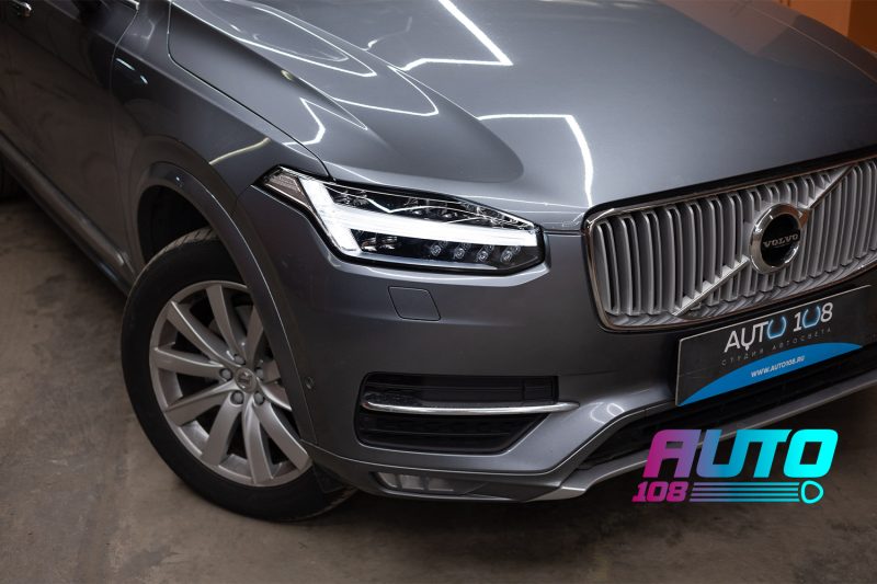 Volvo XC90 II после замены стёкол и оклейки фар защитной плёнкой