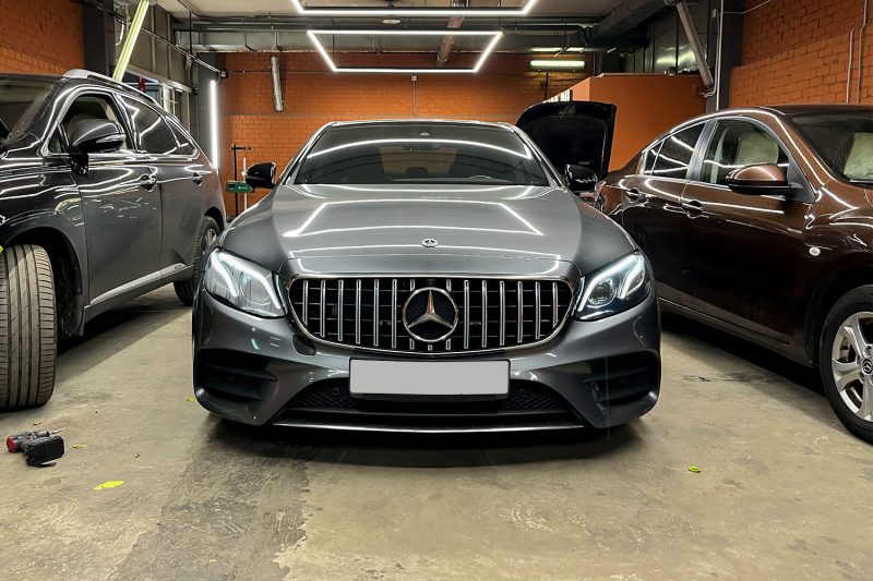 Mercedes E-класс W213 на приёмке в студии «Авто-108»