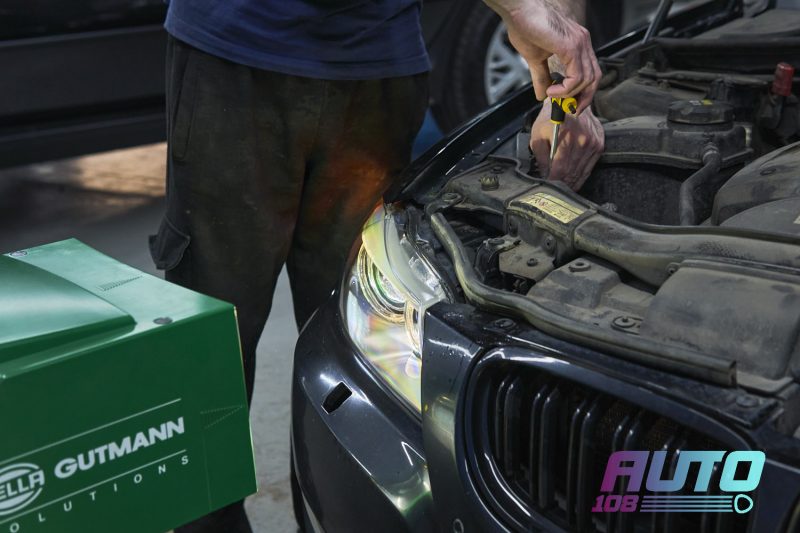 Регулировка фар BMW 3 E90 по прибору Hella