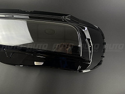 Стекло фары BMW 7 G70 (2022-2026) (левое)