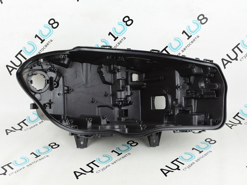 Корпус фары BMW X3 G01 / X4 G02 (2018-2021) дорестайлинг LED без AFS (правый)