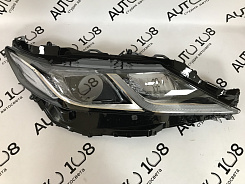 Стекло фары TOYOTA CAMRY XV70 (2017-н.в.) LED OEM (правое) (оригинальное)