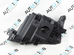 Корпус фары Lexus GX II (2019-2023) 2-й рестайлинг 3 линзы без внешнего корректора (правый)