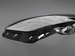 Стекло фары AUDI A3 8V (2016-2020) рестайлинг (правое)