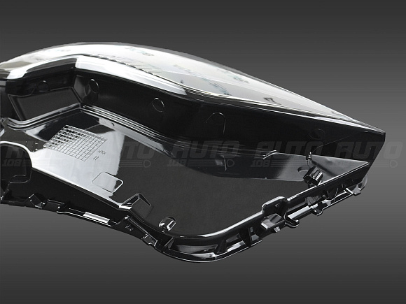 Стекло фары AUDI Q3 II F3 (2018-н.в.) (правое) по выгодной цене