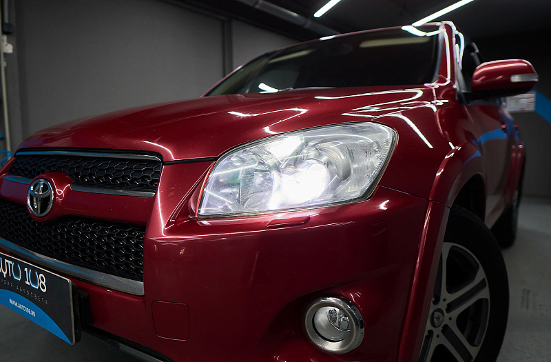 TOYOTA · RAV 4 фото