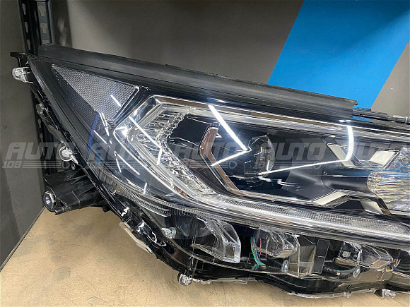Стекло фары TOYOTA RAV 4 XA50 (2019-н.в.) (правое) по выгодной цене
