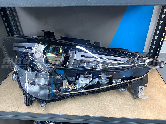 Стекло фары MAZDA CX-5 II (2017-2021) дорестайлинг (правое) по выгодной цене