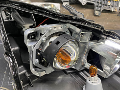 Переходная рамка Lexus IS (2005-2010) без AFS - Hella 3 / 3R (комплект, 2шт) 108