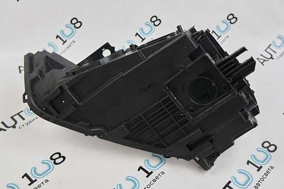 Корпус фары AUDI Q3 8U (2014-2018) рестайлинг КСЕНОН без корректора (правый) по выгодной цене