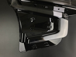 Стекло фары CHEVROLET TAHOE (2020 - 2024) (правое)