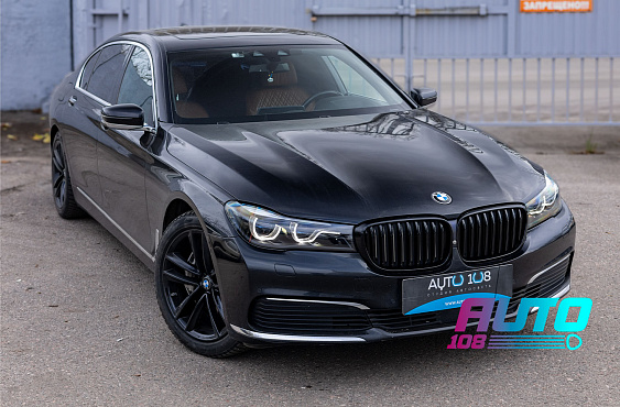 BMW 7 серия фото