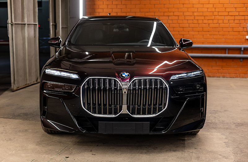 BMW · 7 серия фото