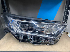 Стекло фары TOYOTA RAV 4 XA50 (2019-н.в.) (правое)
