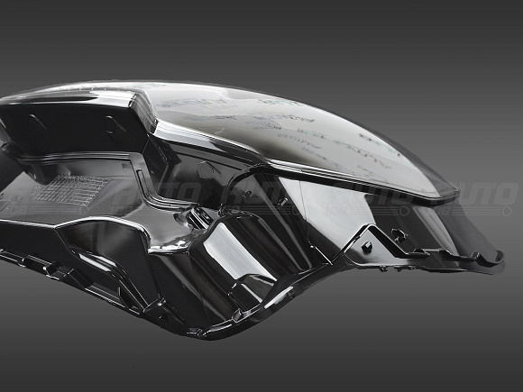 Стекло фары AUDI Q3 II F3 (2018-н.в.) (левое) по выгодной цене