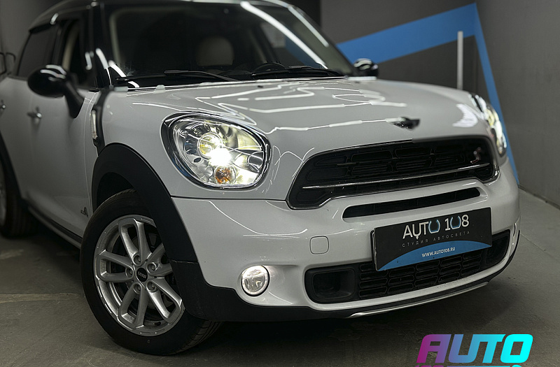 MINI · COUNTRYMAN фото