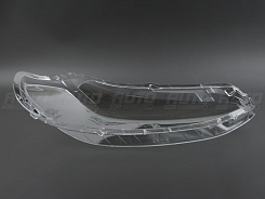Стекло фары BMW 1 F52 (2019-2024) рестайлинг СЕДАН (левое)