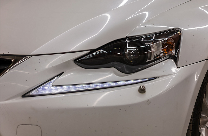 LEXUS · IS фото