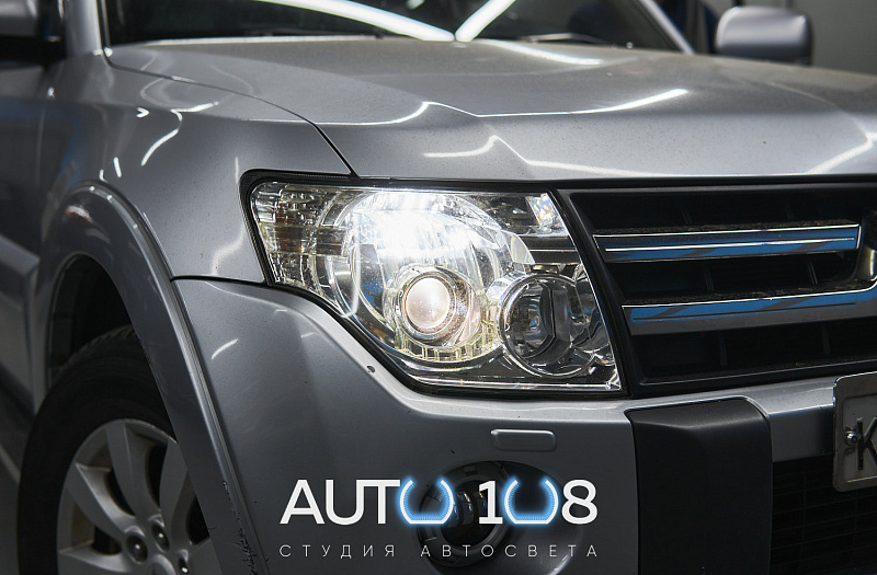 MITSUBISHI · PAJERO фото