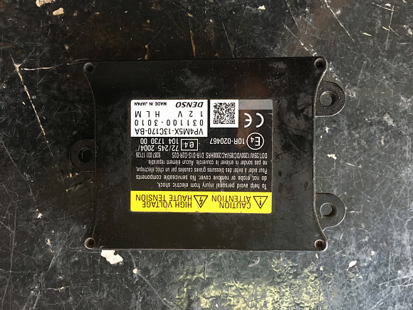 Блок розжига ксенона DENSO VP4M5X-13C170-BA (031100-3010) по выгодной цене