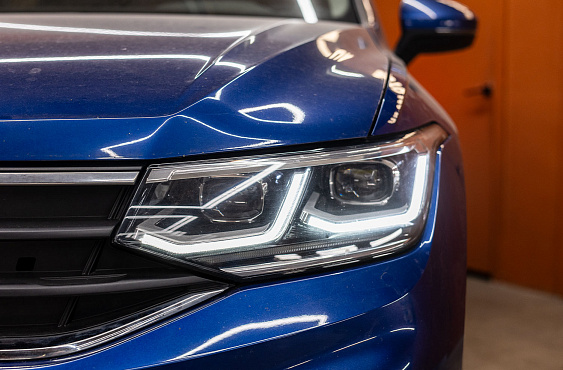 VOLKSWAGEN TIGUAN фото