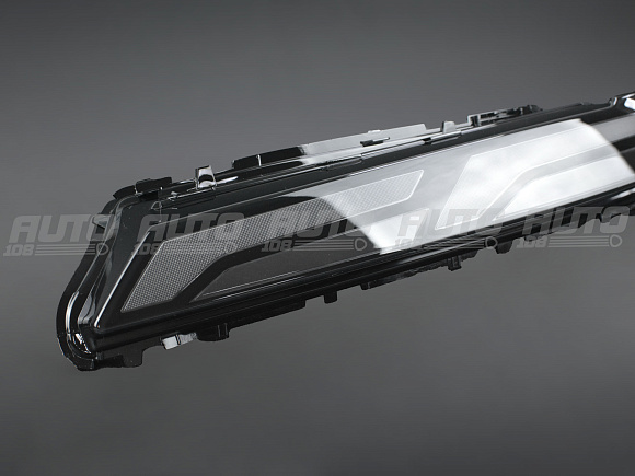 Стекло фары BMW X7 G07 (2022-н.в.) рестайлинг ДХО (верхнее) (левое) по выгодной цене