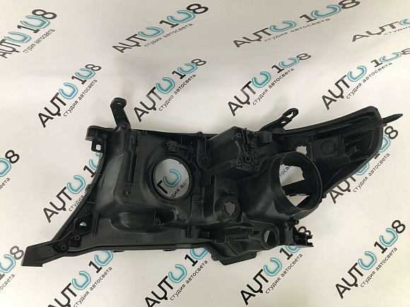 Корпус фары TOYOTA LAND CRUISER 200 (2012-2015) 1-й рестайлинг (правый) по выгодной цене