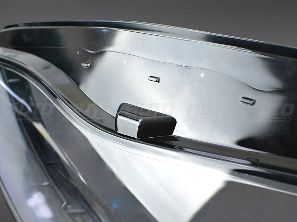 Стекло фары TESLA MODEL 3 v.1 (2017-н.в.) (левое) по выгодной цене