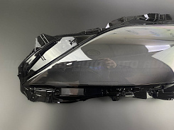 Стекло фары LEXUS CT (2017-2022) (левое)