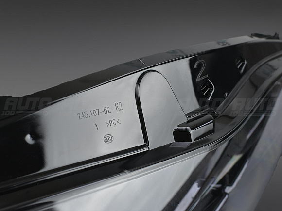 Стекло фары TESLA MODEL Y (2019-2023) (левое) по выгодной цене