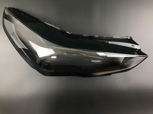 Стекло фары BMW 5 G60 (2023-н.в.) (правое) по выгодной цене