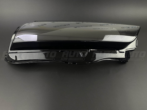 Стекло фары BMW 7 G70 (2022-н.в.) (правое) по выгодной цене