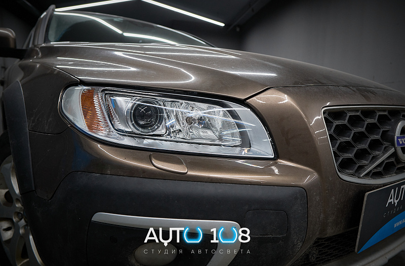 VOLVO · XC70 фото