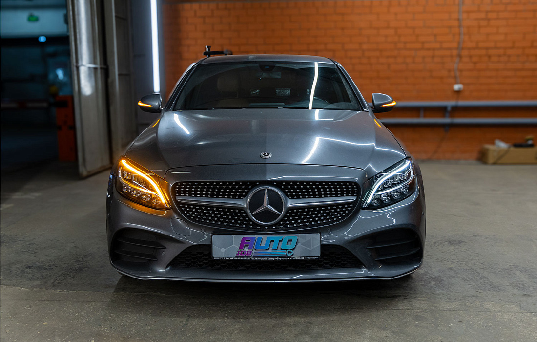 Ремонт поворотника Mercedes-Benz W205 рестайлинг — замена платы левой фары — фото автомобиля 1