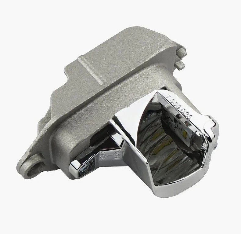 Блок доп освещения поворота BMW 7 F01 63117370000 (правый)