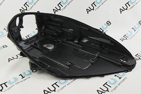 Корпус фары PORSCHE MACAN I (2018-2021) рестайлинг Full LED (правый) по выгодной цене