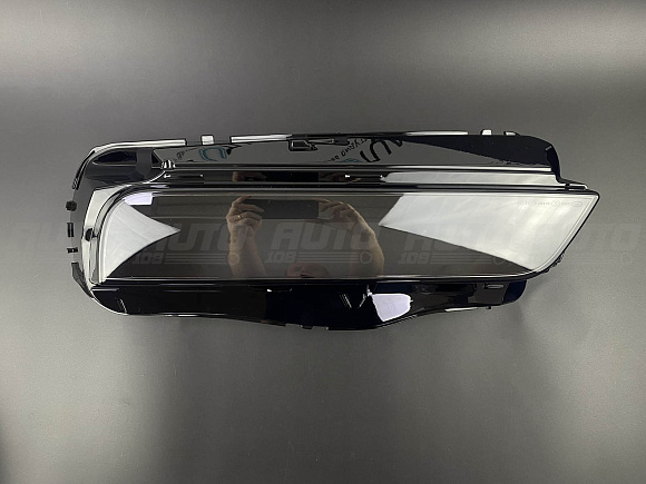 Стекло фары BMW 7 G70 (2022-н.в.) (правое) по выгодной цене