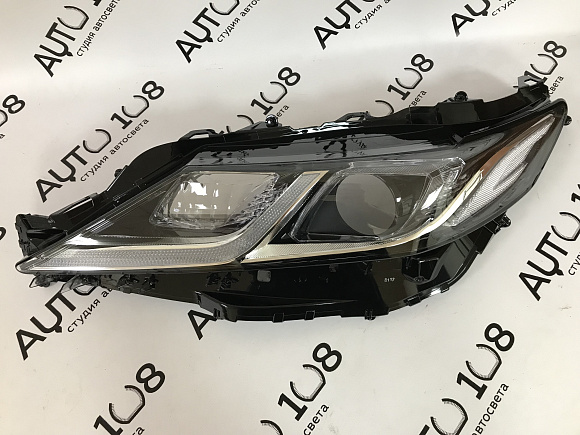 Стекло фары TOYOTA CAMRY XV70 (2017-н.в.) LED OEM (левое) (оригинальное) по выгодной цене