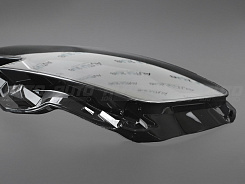 Стекло фары AUDI A3 8V (2016-2020) рестайлинг (левое)