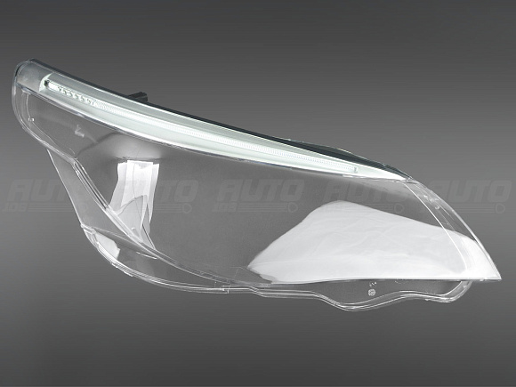 Стекло фары BMW 5 E60 / E61 (2003-2010) с LED ресничкой (правое) по выгодной цене