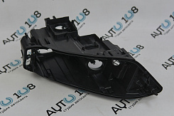 Корпус фары AUDI Q3 8U (2011-2014) дорестайлинг (правый)