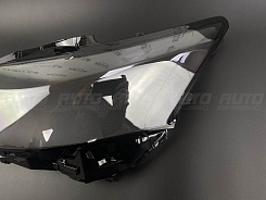 Стекло фары LEXUS CT (2017-2022) (левое)