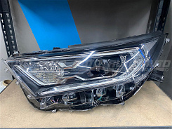 Стекло фары TOYOTA RAV 4 XA50 (2019-н.в.) (левое)