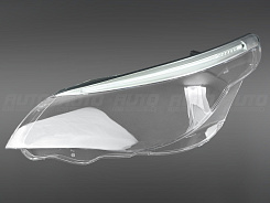 Стекло фары BMW 5 E60 / E61 (2003-2010) с LED ресничкой (левое)