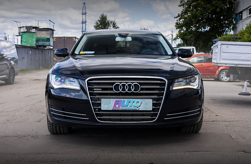AUDI · A8 / S8 / RS8 фото