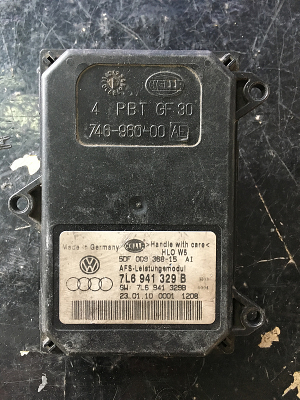 Блок управления адаптации фары VAG 7P6941329B